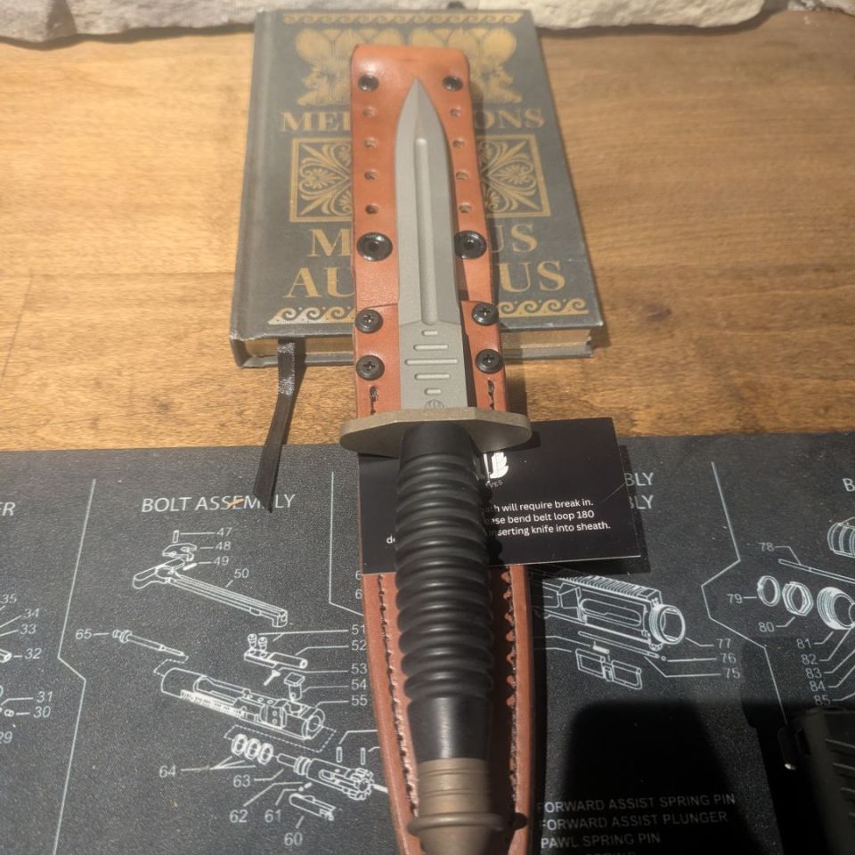 Image 2 - MICK STRIDER V42 DAGGER