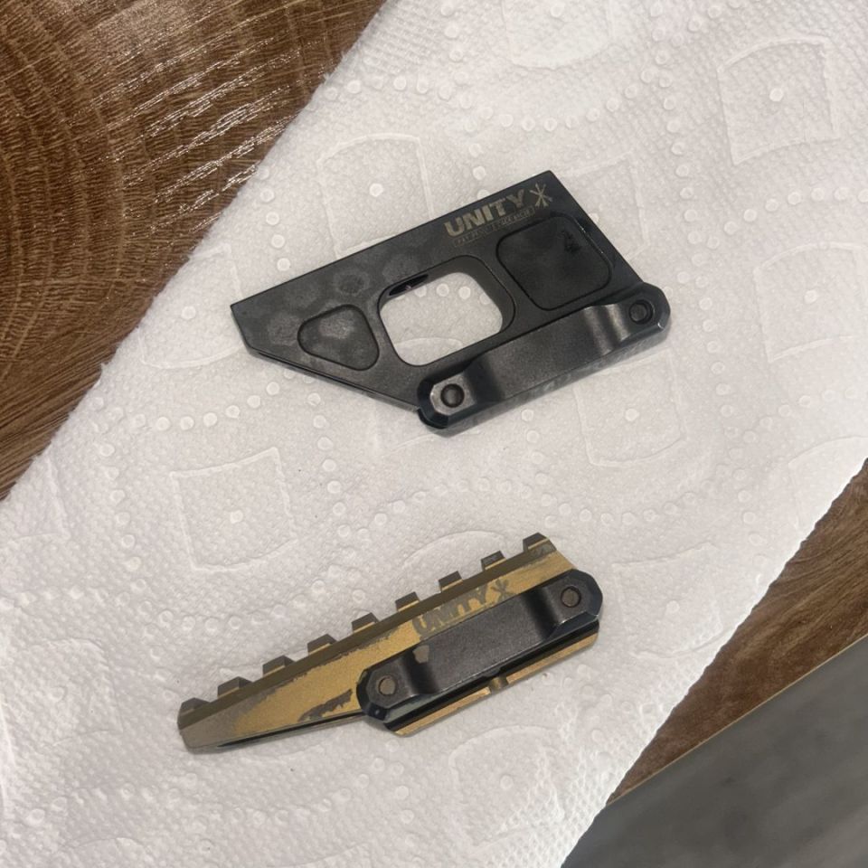 Image 1 - Unity mounts