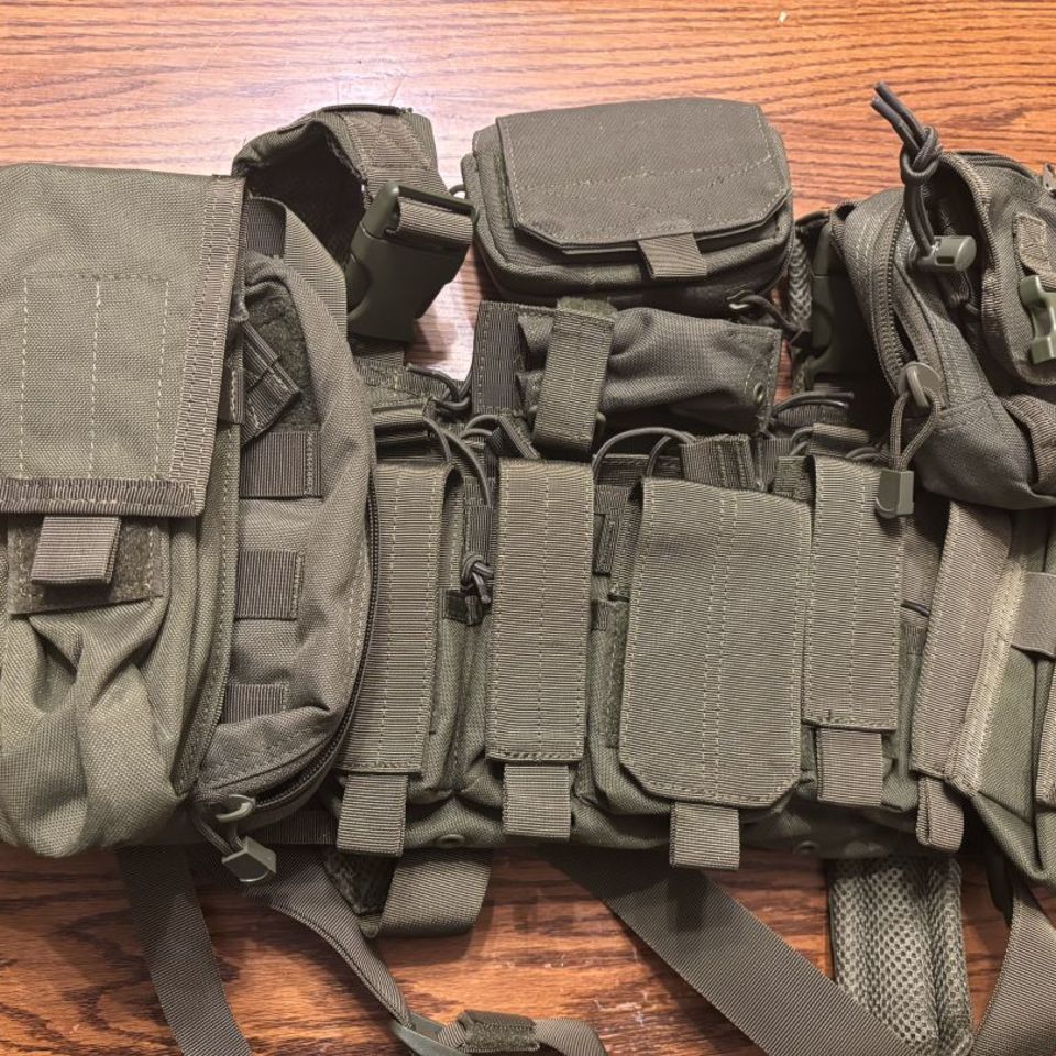 Image 18 - Condor Garage Sale, Olive Drab