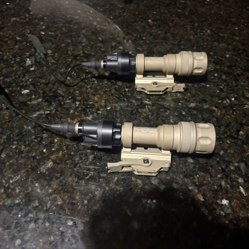 Image 2 - Surefire M952v x2