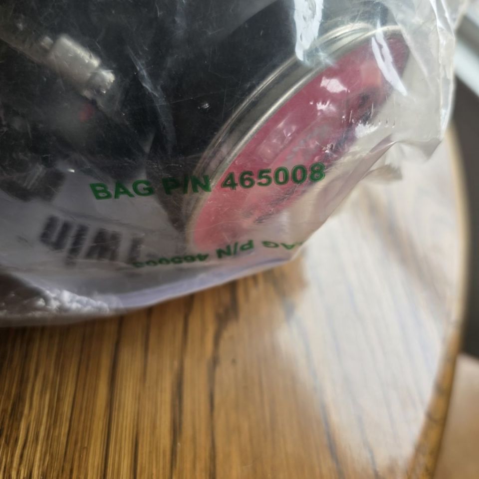 Image 2 - MSA Gas Mask