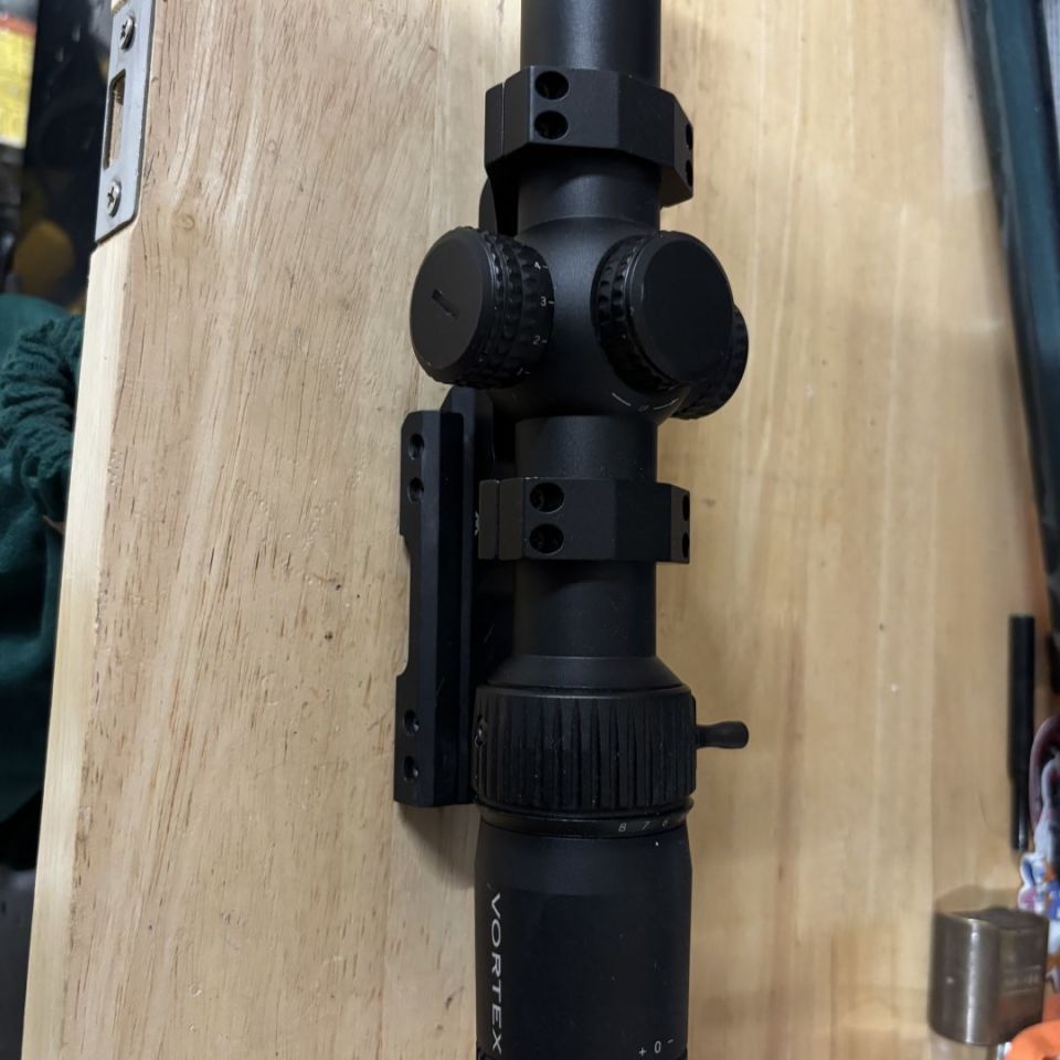 Image 4 - Strike Eagle 1-8 with mount