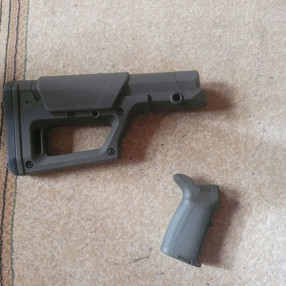 Image 3 - Magpul stock and grip