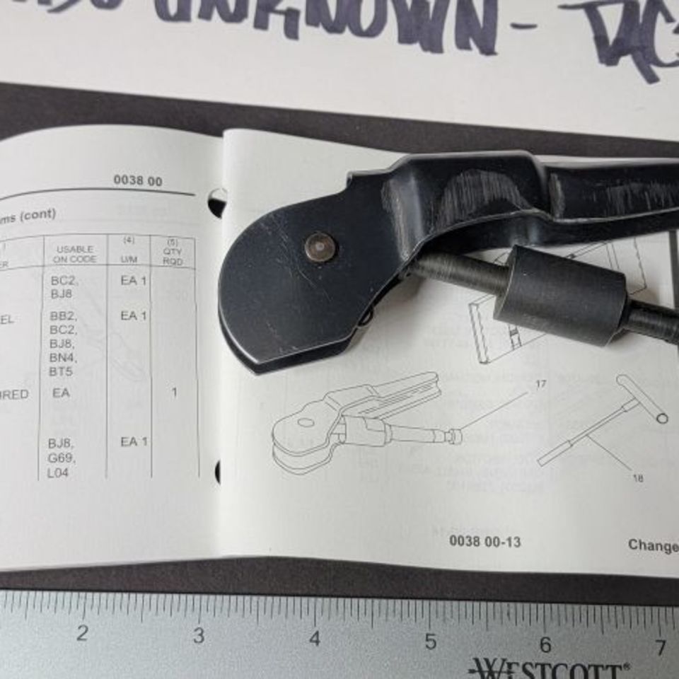 Image 3 - M240 Cartridge Case Extractor