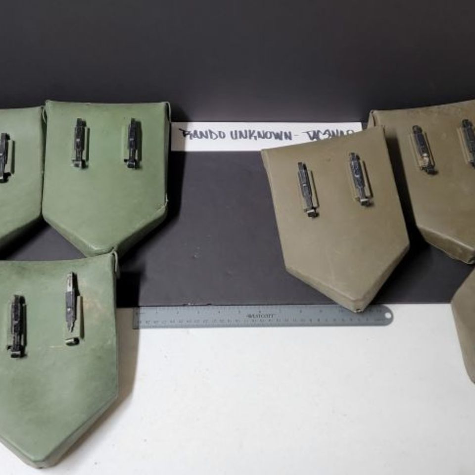 Image 3 - 1x Entrenching Tool Carrier 