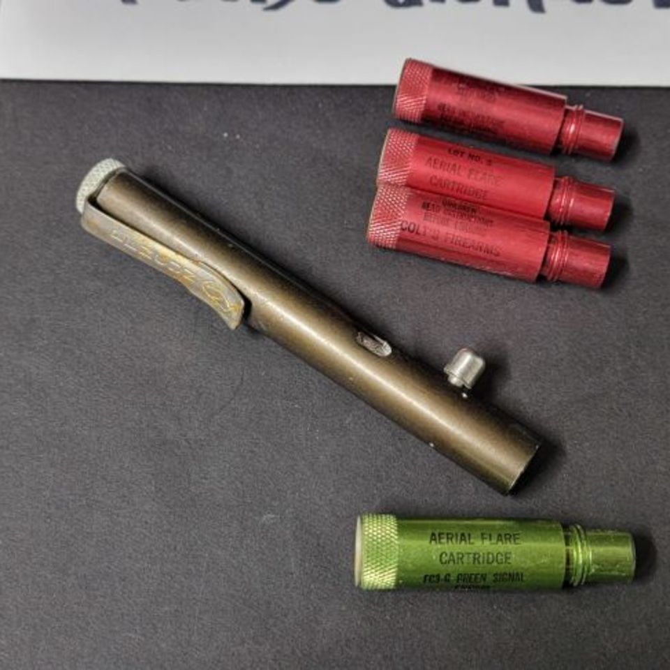 Image 2 - Colt's Firearms Flares + Lnchr