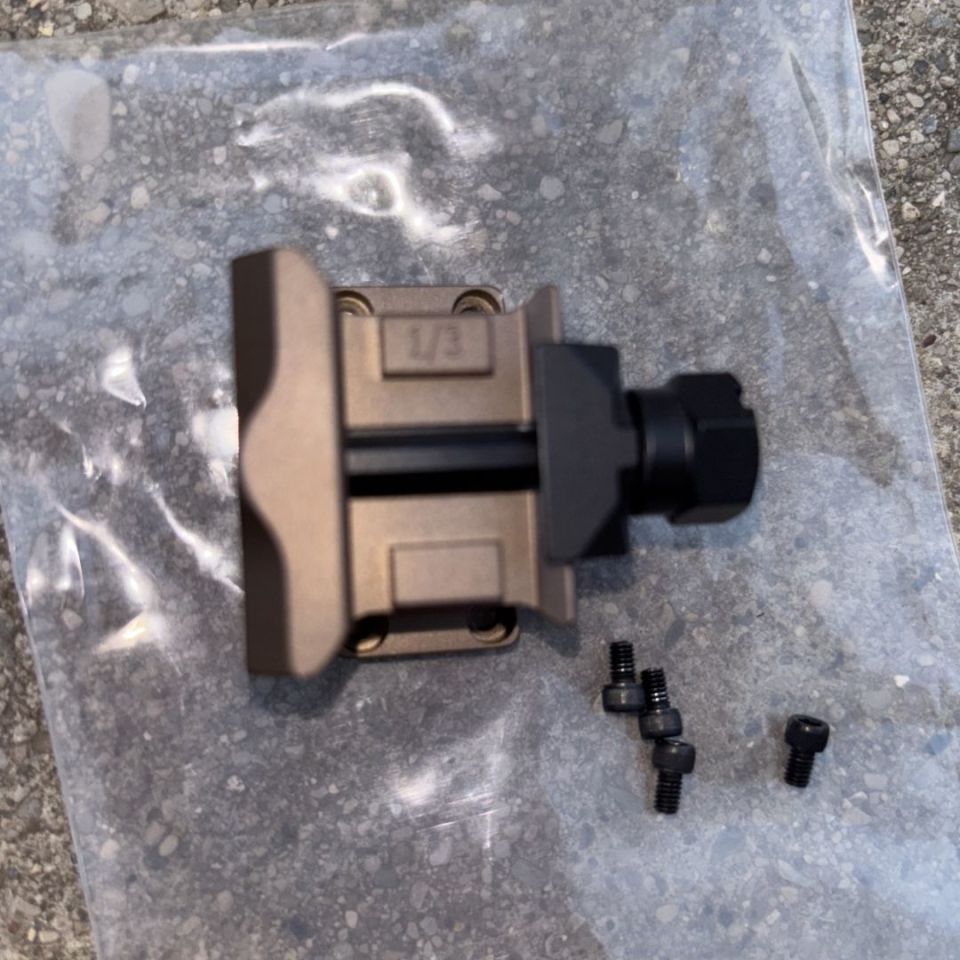 Image 2 - Geissele MRO Lower 1/3rd Mount