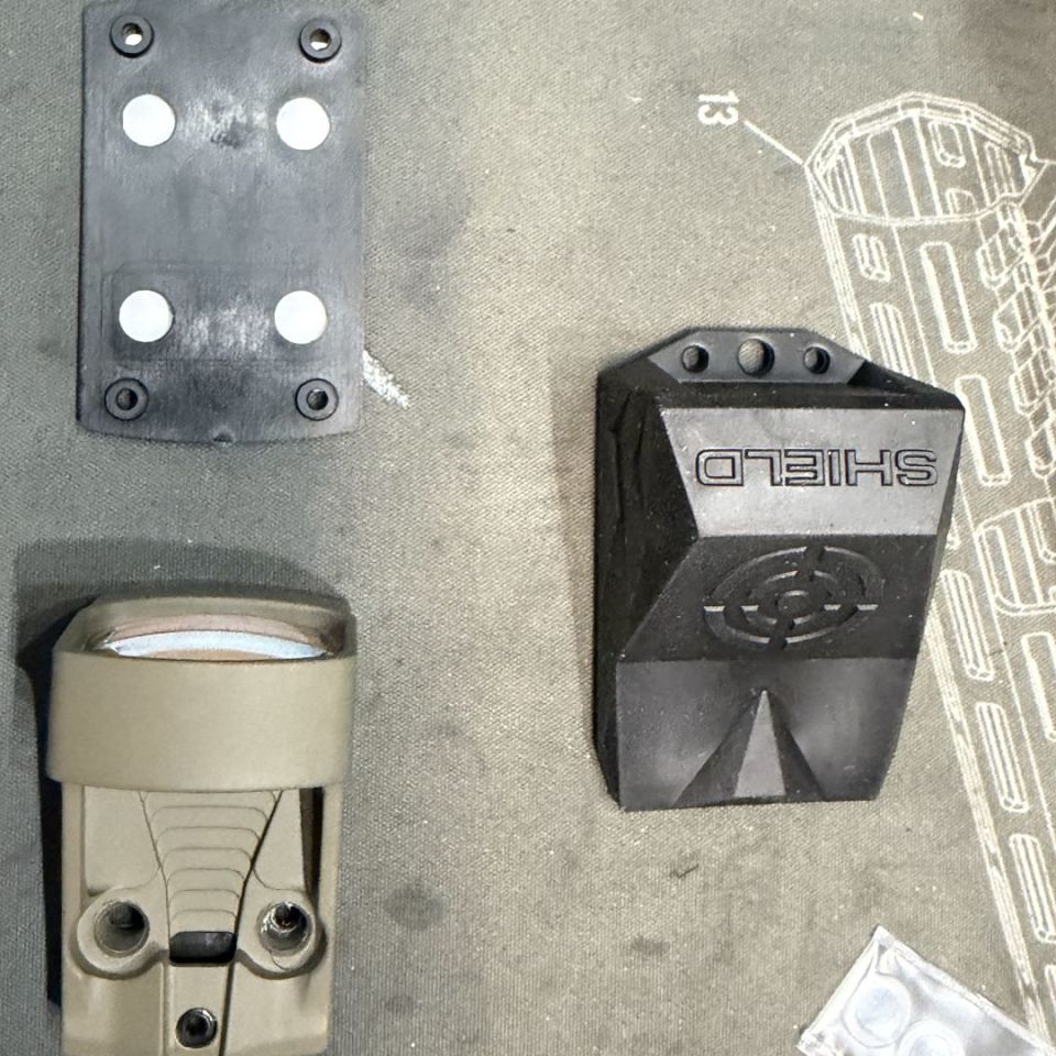 Image 3 - Shield Mini GLS FDE 4MOA NIB