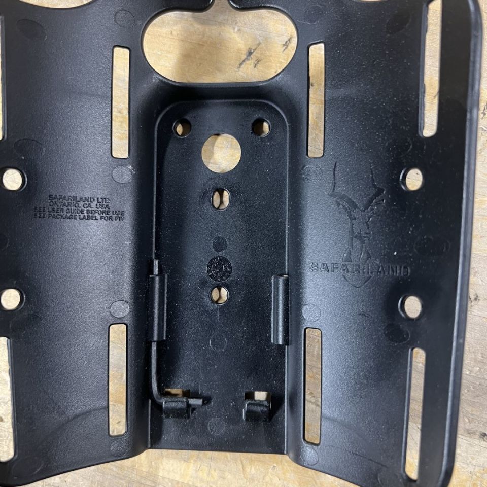 Image 2 - Safariland Thigh plate