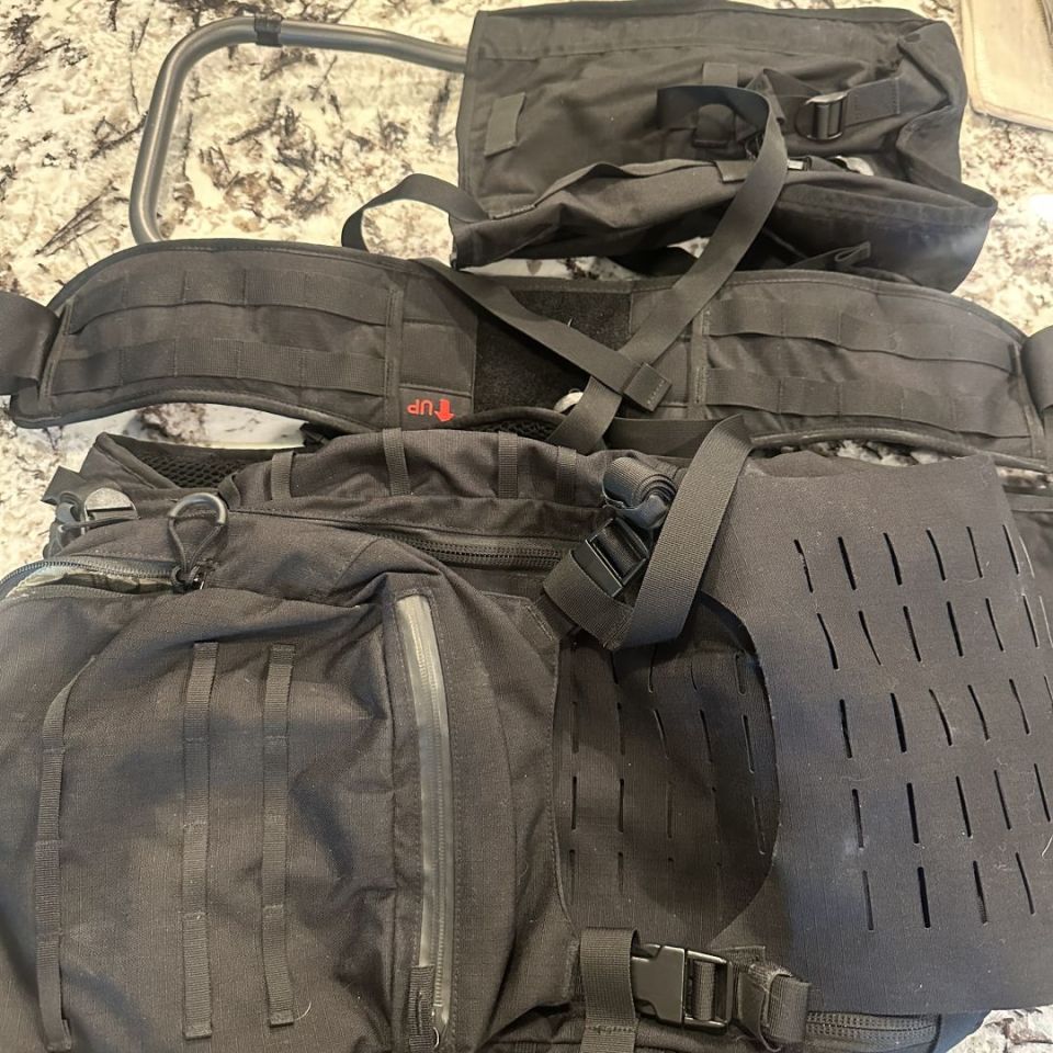 Image 1 - Eberlestock Gunslinger II