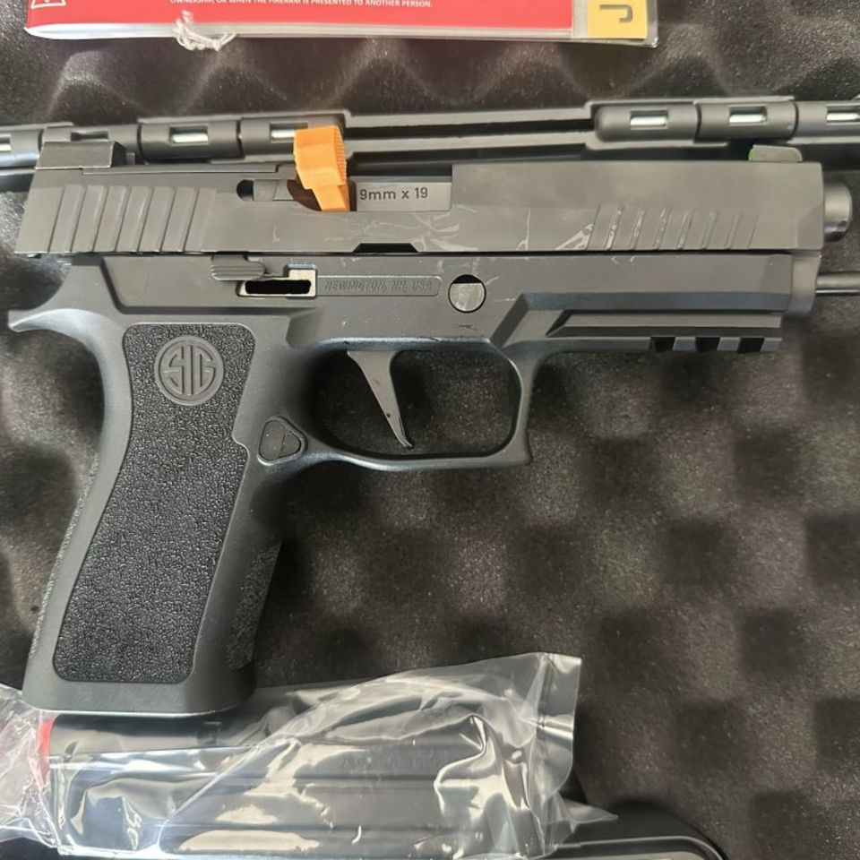 Image 3 - Sig P320 RX Full