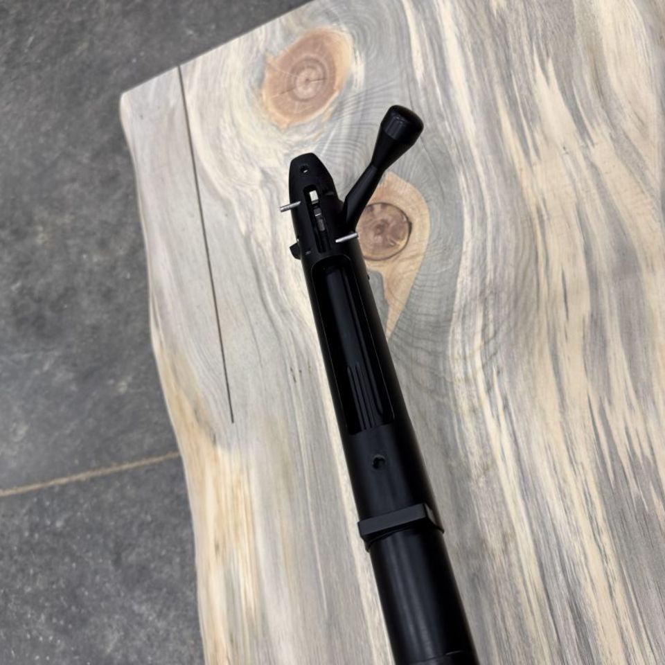 Image 3 - Defiance barreled action .338