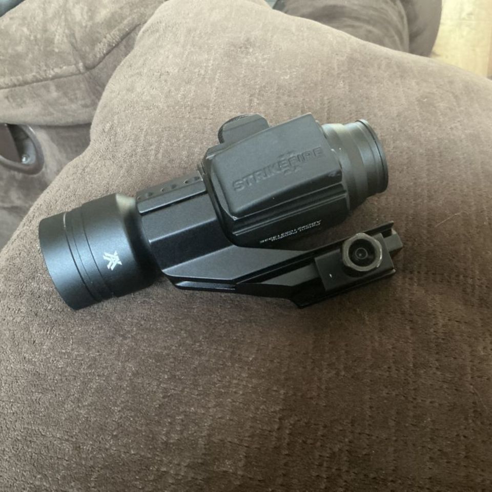 Image 2 - Vortex Strikefire II