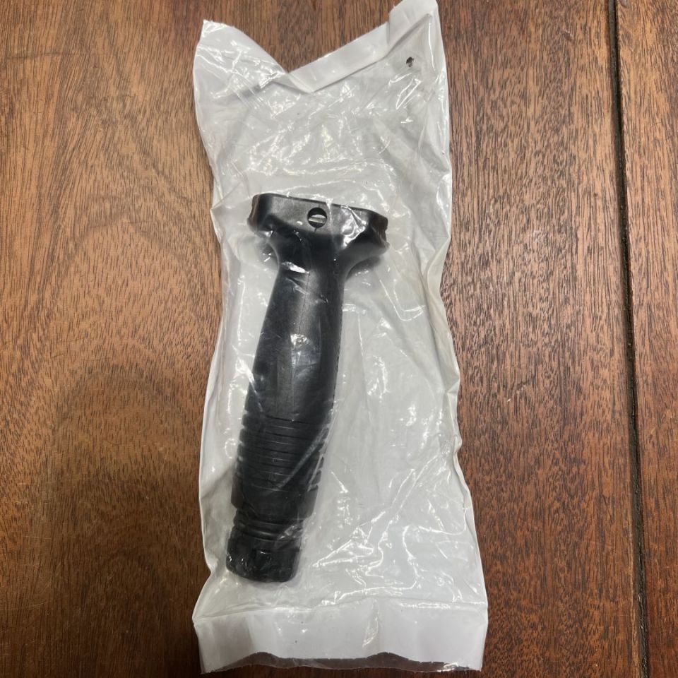 Image 1 - P&S foregrip