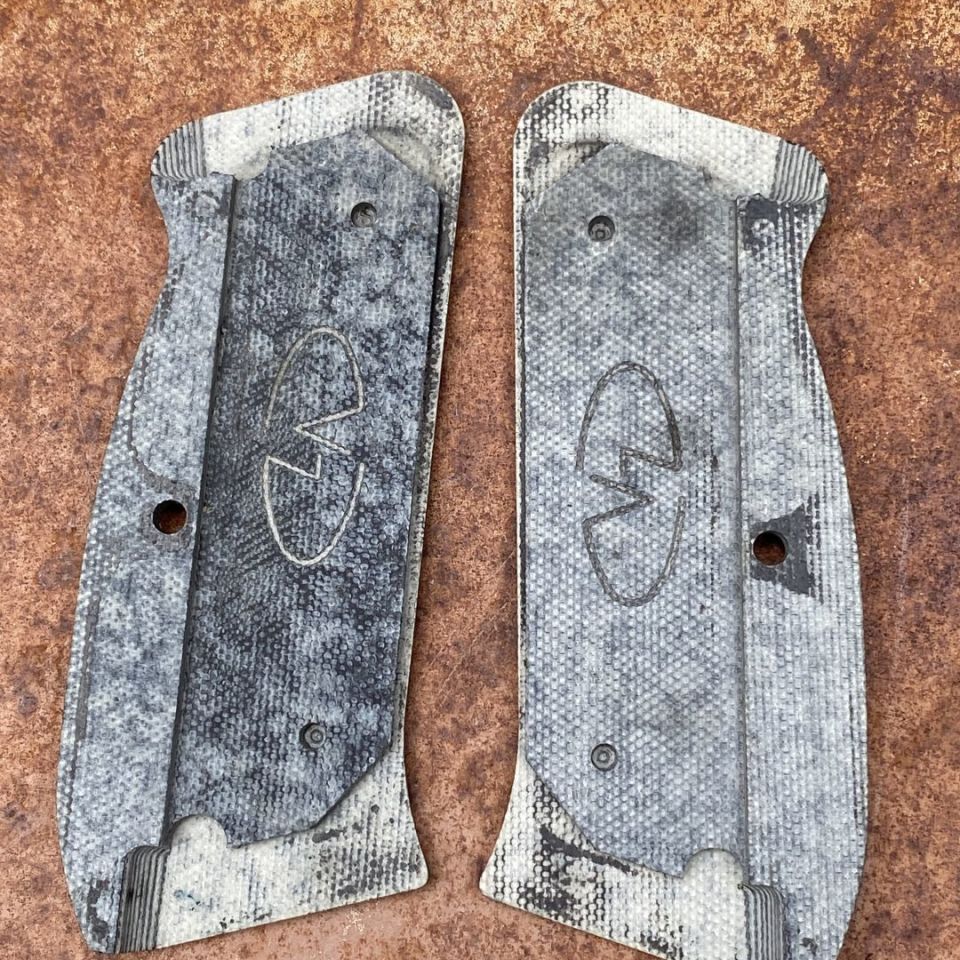 Image 2 - CZ VZ Grips