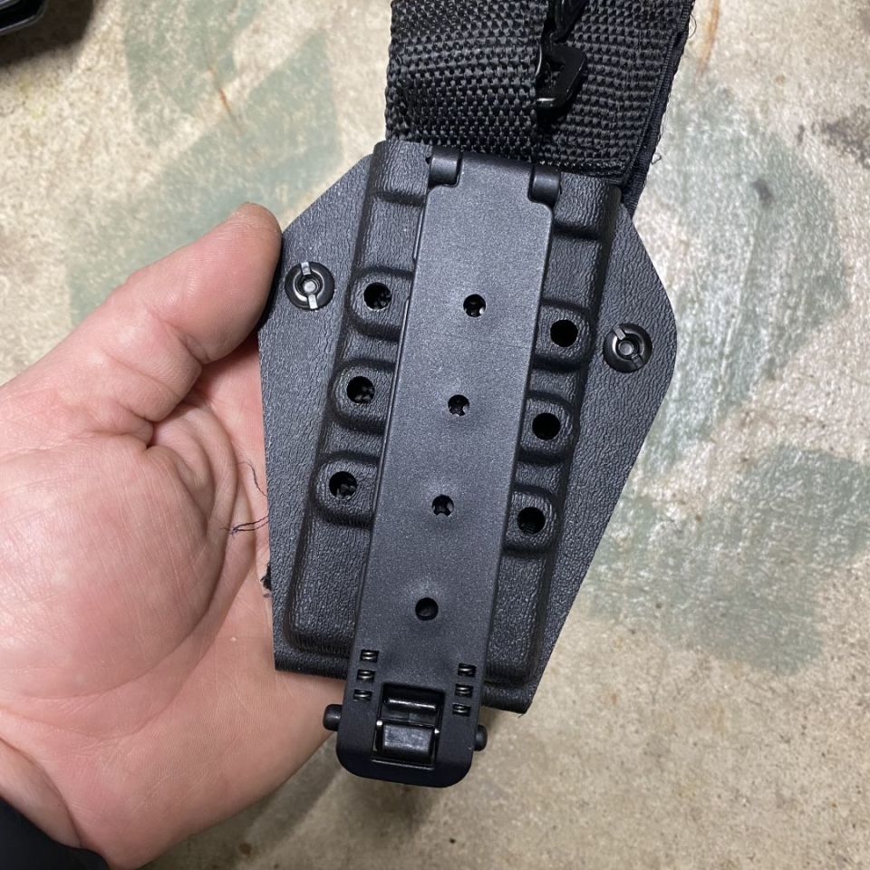 Image 2 - SOF T tourniquet with holster