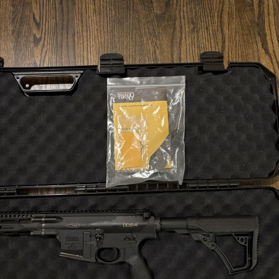 Image 3 - Daniel Defense DD5V4