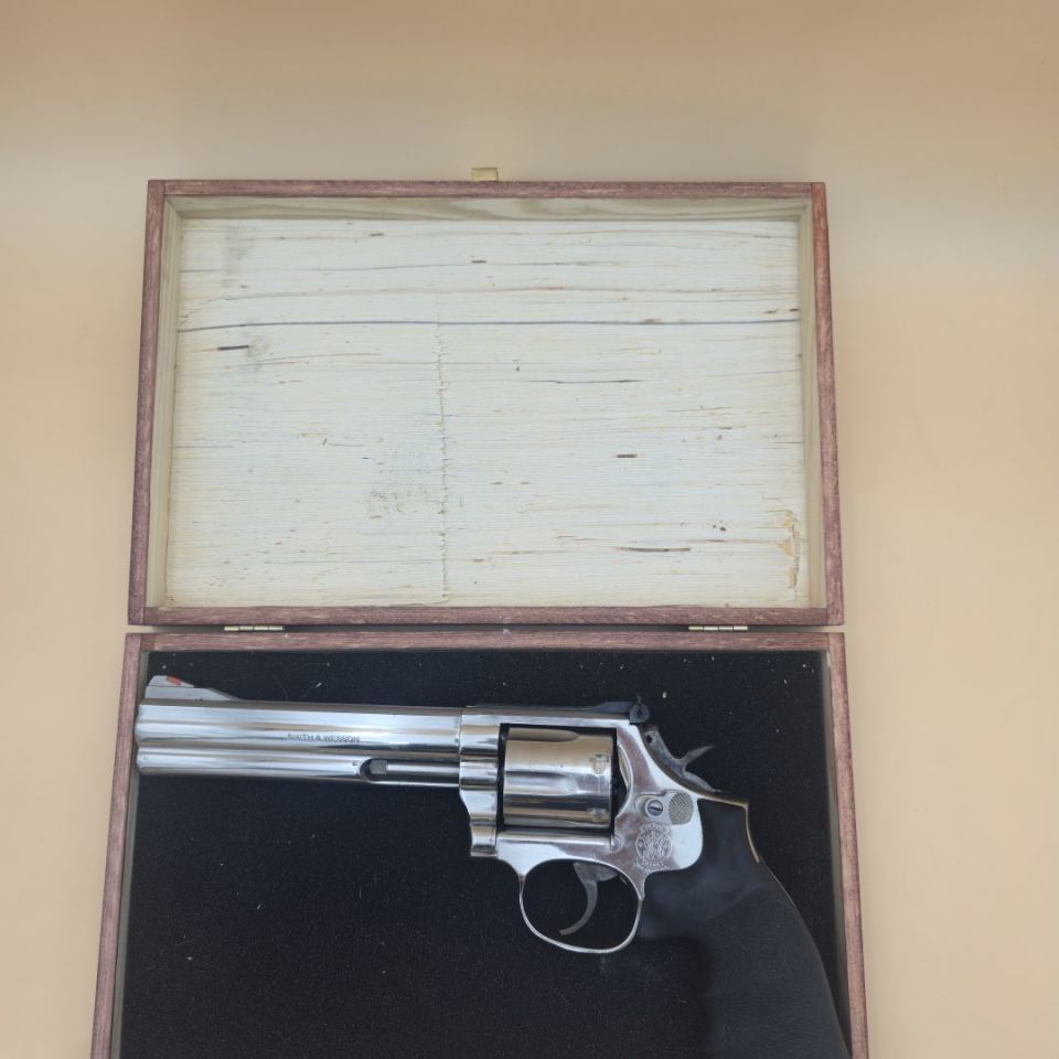 Image 2 - S&W 686 .357 Magnum