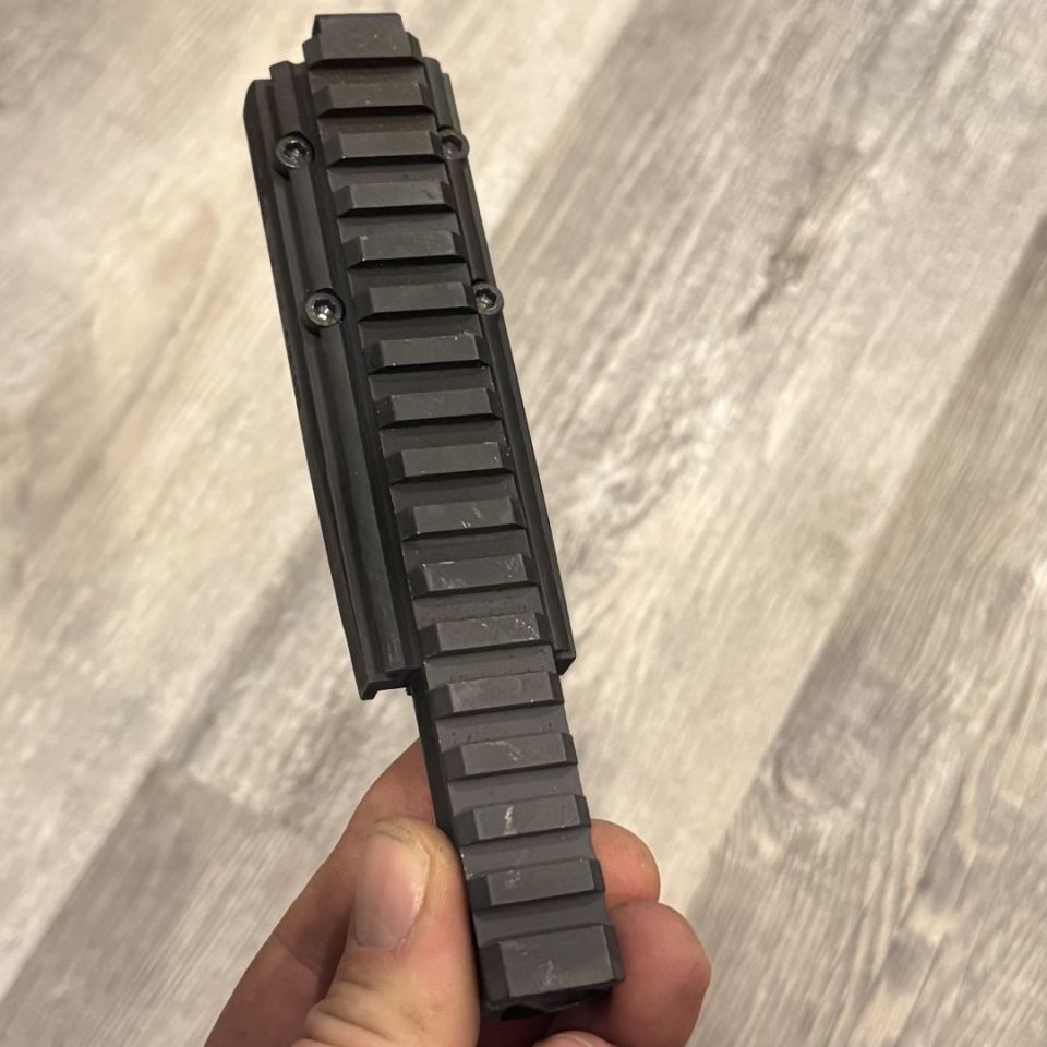 Image 2 - Unimak AK 105 rail