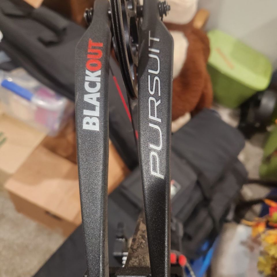 Image 3 - Bear archery blackout pursuit 