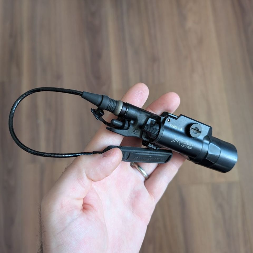 Image 4 - Surefire XT00 - X300 Switch