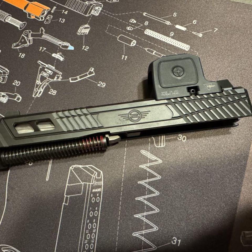 Image 3 - Glock 19 slide