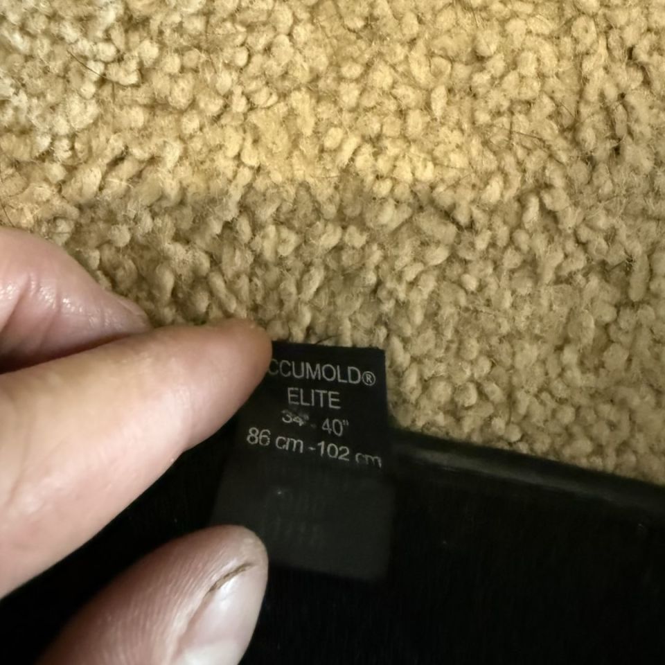 Image 3 - Belts, cobra buckle, keeprs