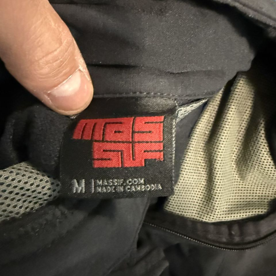 Image 3 - Massif Jacket