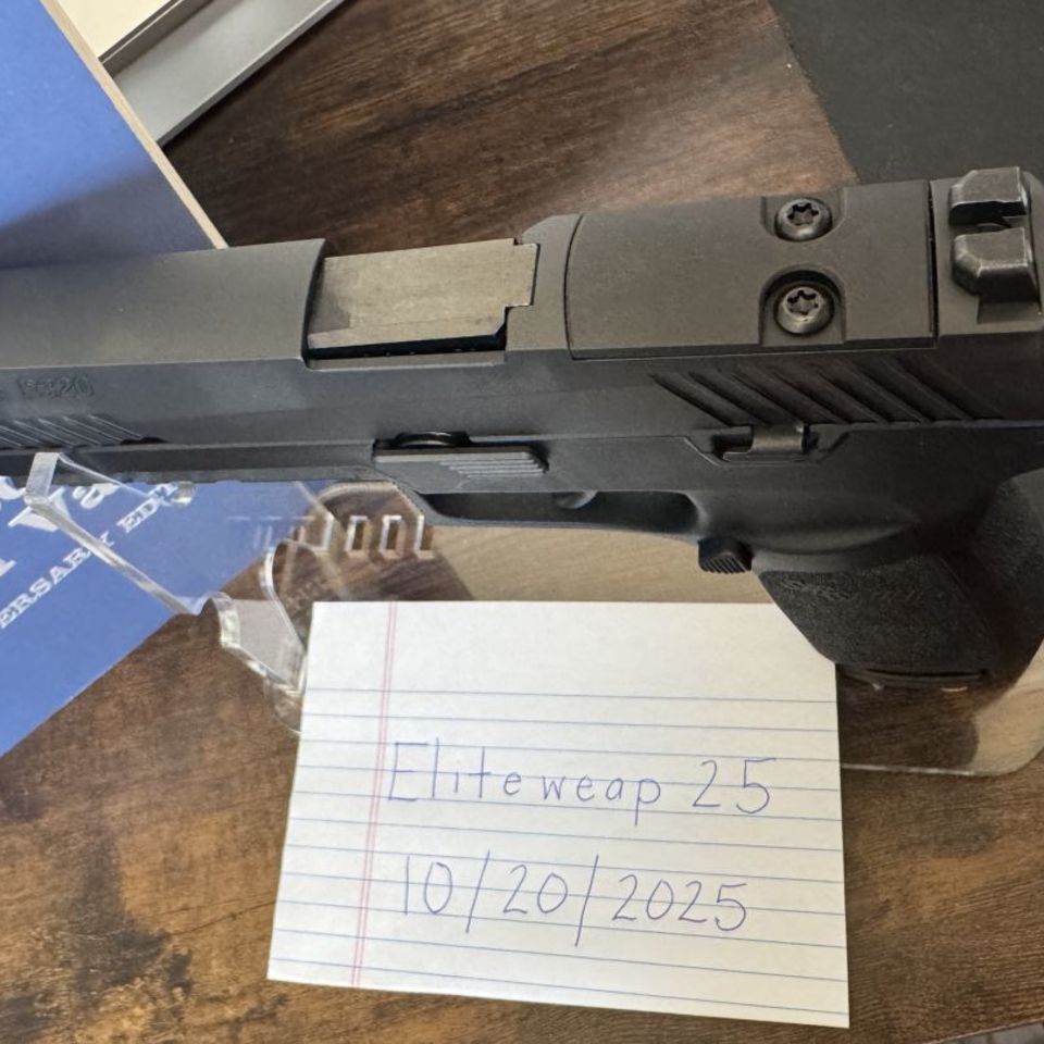 Image 4 - SIG SAUER P320 FULL SIZE 9MM 