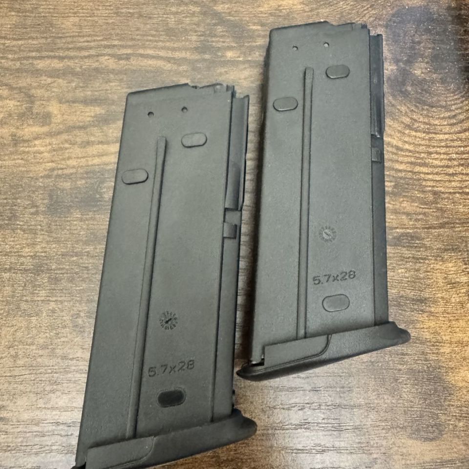 Image 4 - FN Five-seveN (5.7 x 28MM)