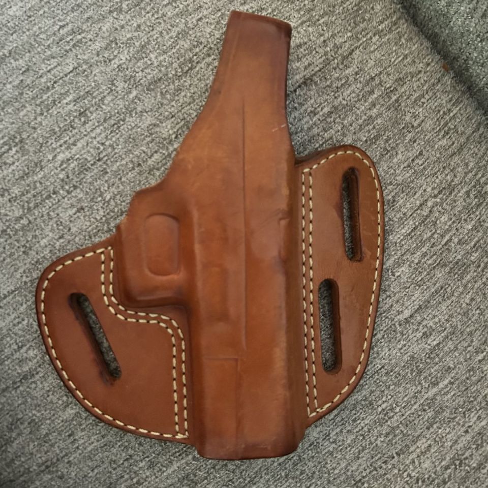 Image 1 - G19 Gould & Goodrich Holster