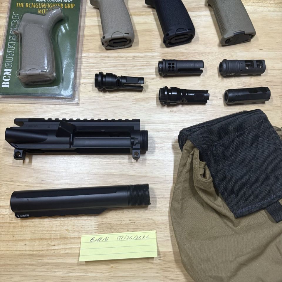 Image 4 - ADM Builder Set/Misc Parts