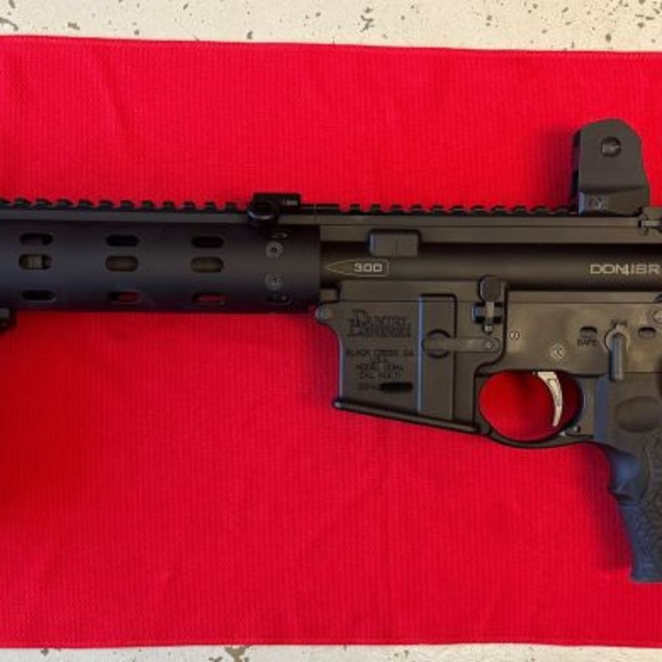Image 2 - DANIEL DEFENSE M4 ISR 300BLK