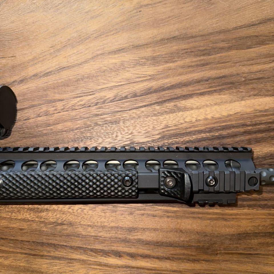 Image 5 - Knights Armament SR15 LPR VCOG