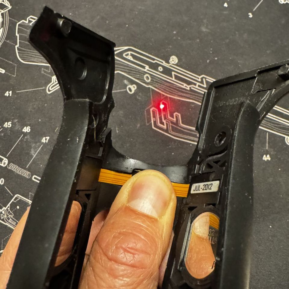 Image 1 - Crimson Trace grips P 226 