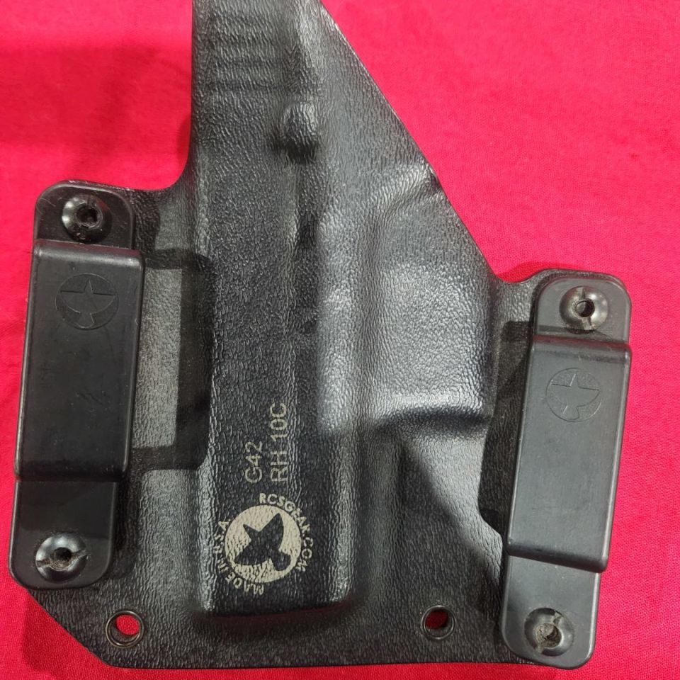 Image 2 - Raven Concealment Phantom G42