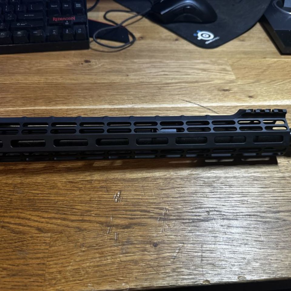 Image 3 - Aero Stripped Upper 16"