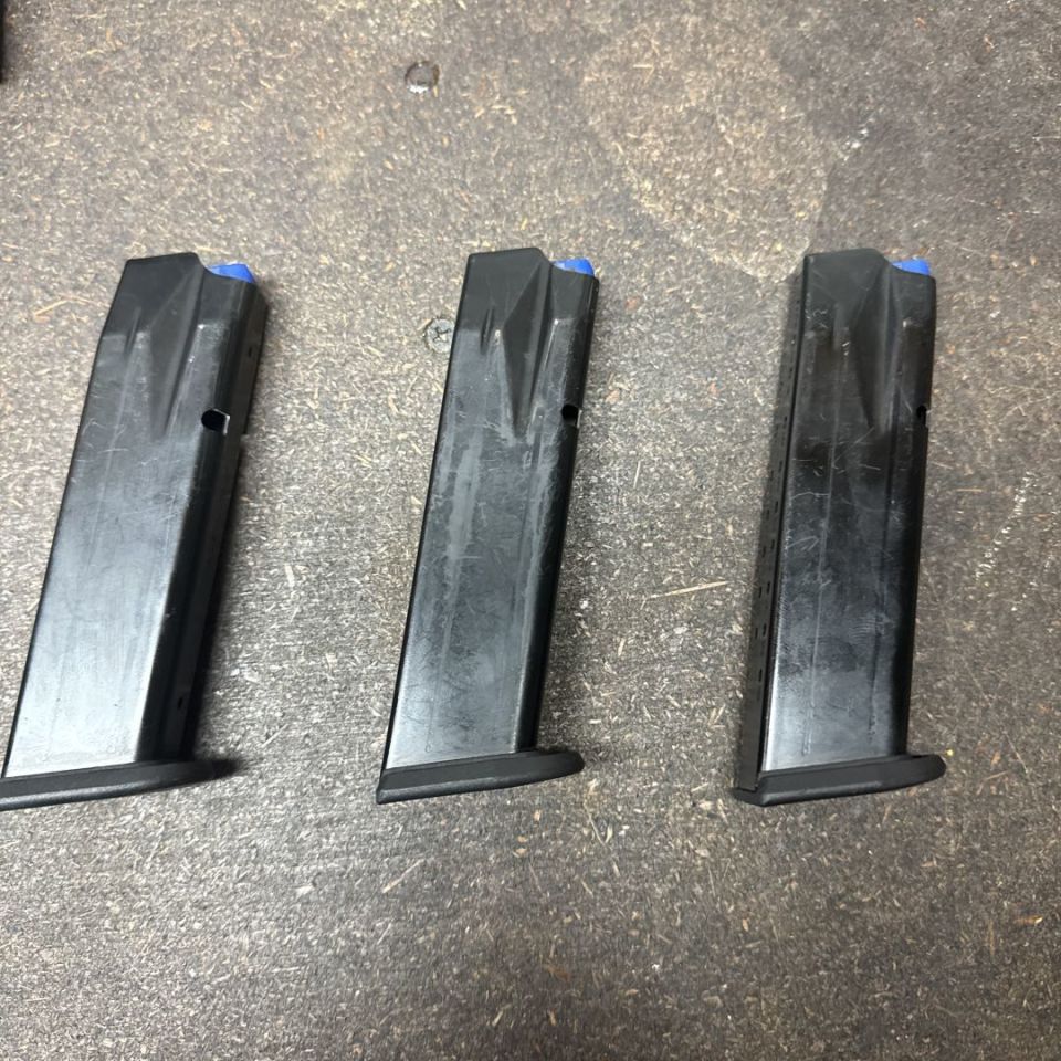 Image 2 - Walther pdp mags FS