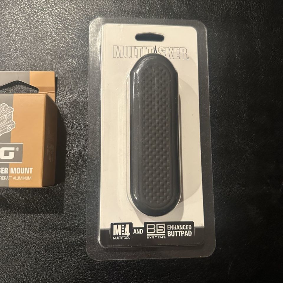 Image 4 - GUN SAFE CLEANOUT SALE