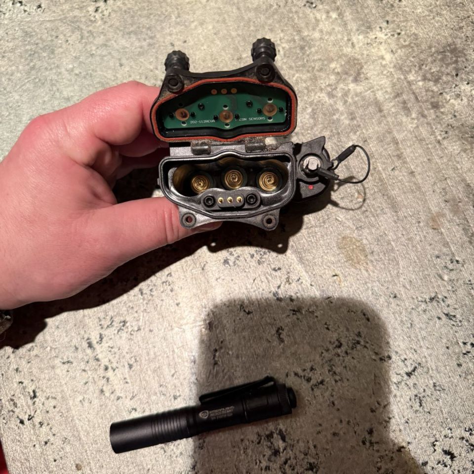 Image 2 - PVS-31D NVG Battery Pack