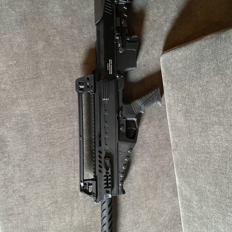 Image 2 - Escort BTS12