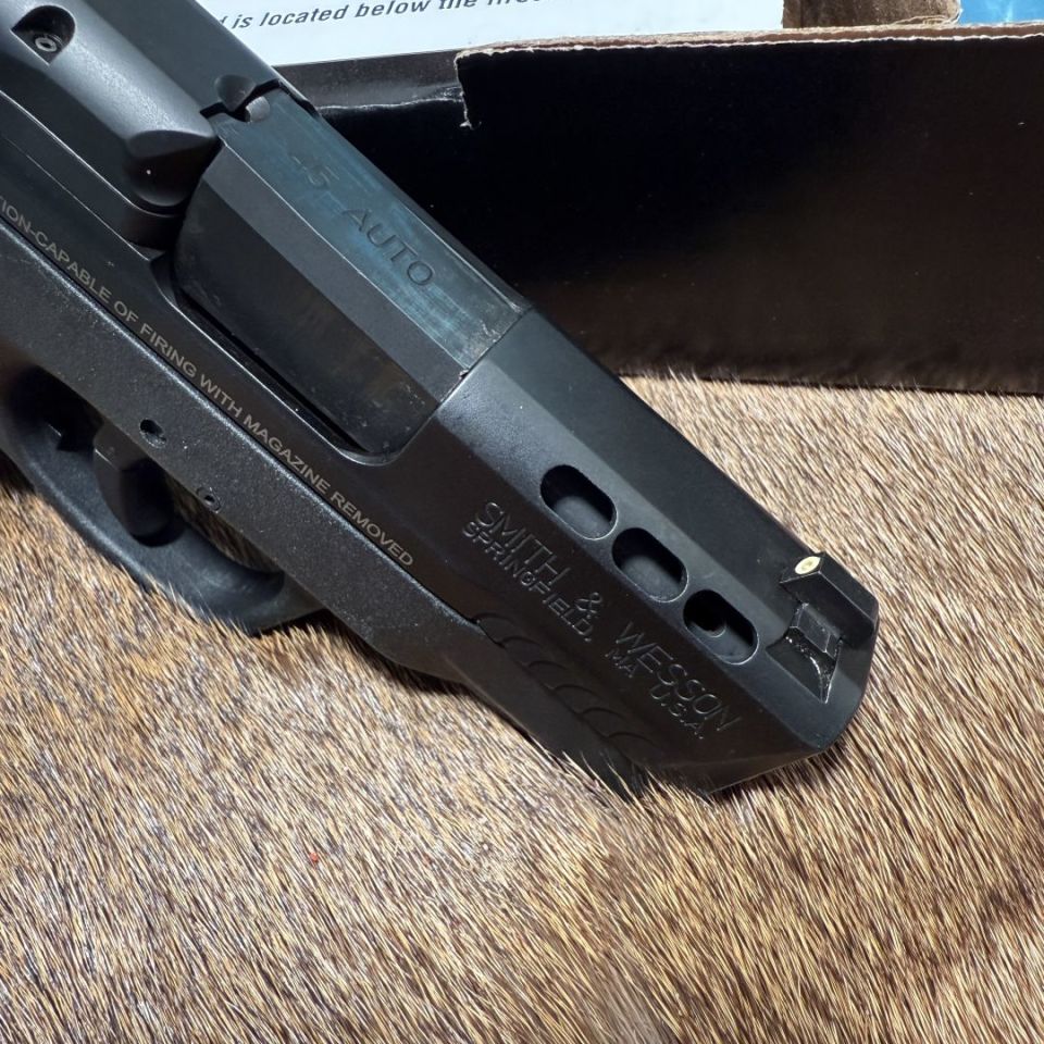 Image 5 - S&W M&P45 PERFORMANCE CENTER 4