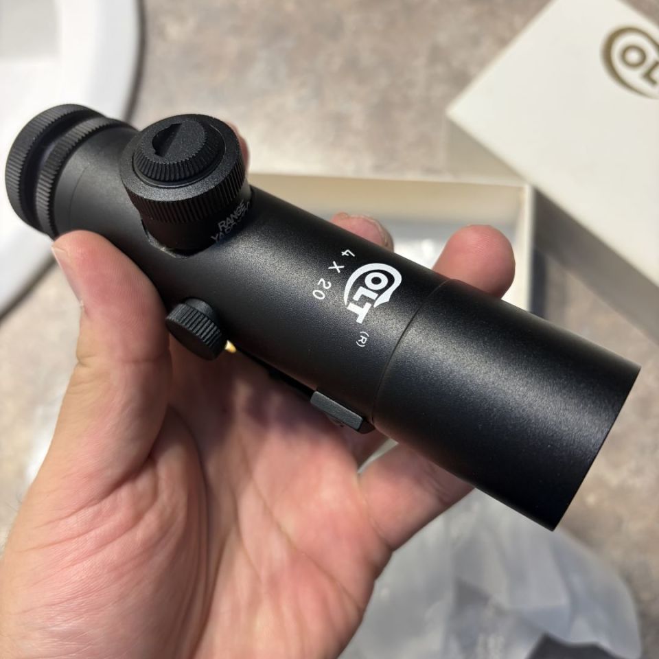 Image 2 - Colt 4X20 Scope