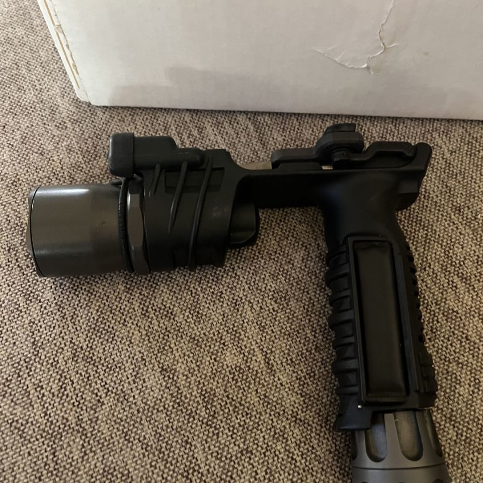 Image 2 - Surefire 900A RD