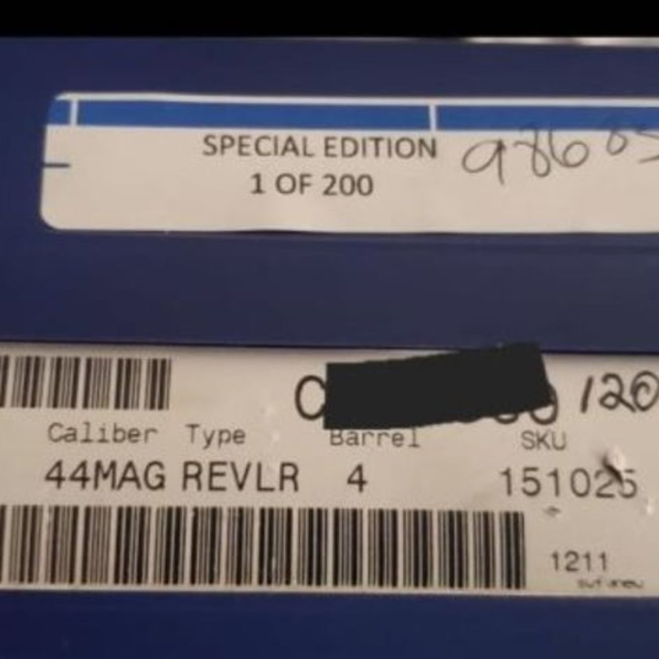 Image 3 - Smith 29 make offer trade or cash 