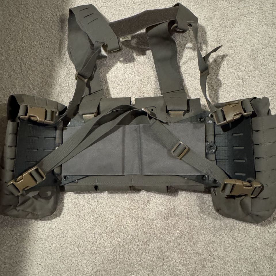 Image 2 - Carcajou Tactical Big Rig RG