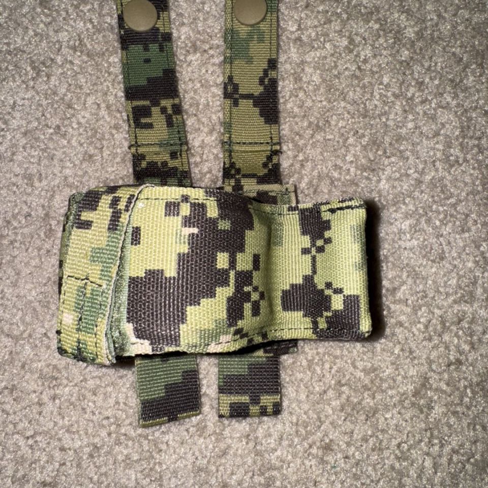 Image 1 - Eagle Industries Weapon Catch