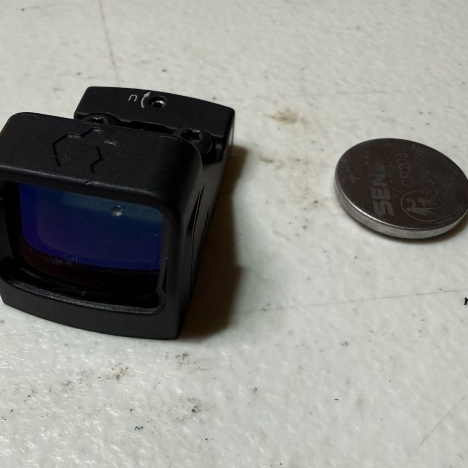 Image 1 - Viridian RX11 3MOA green dot