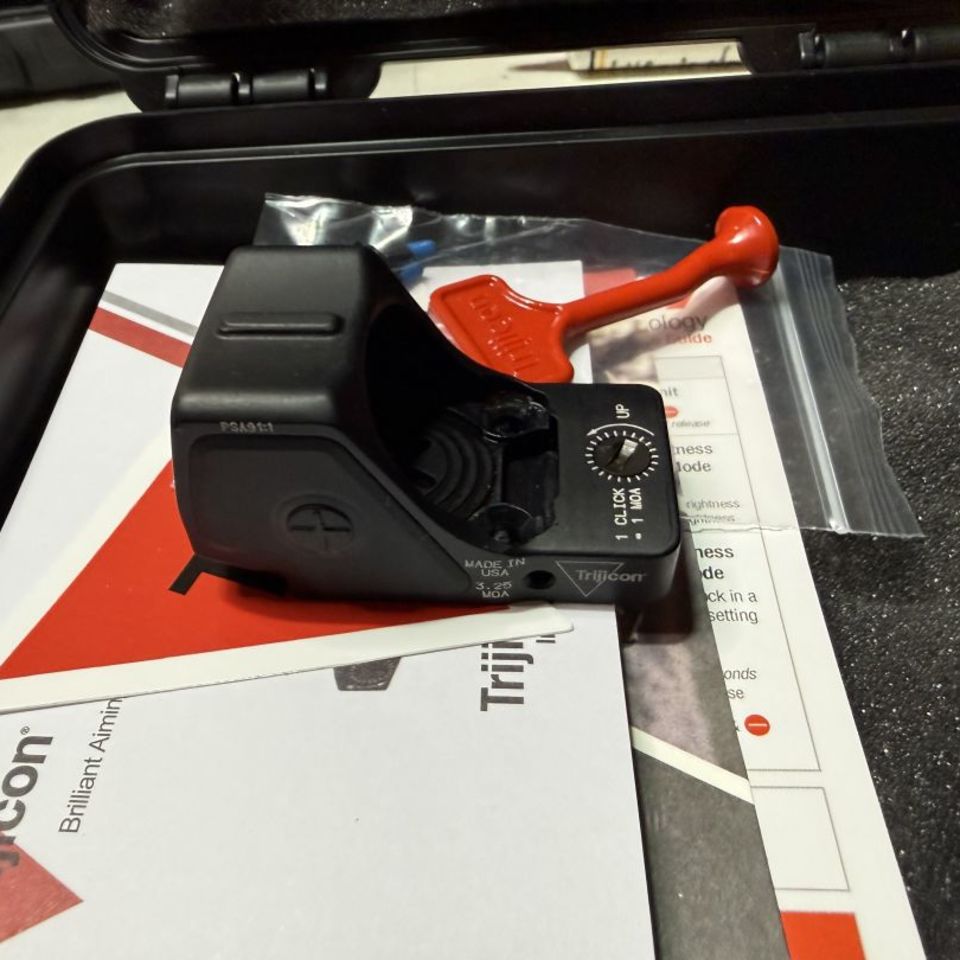 Image 1 - Trijicon RMR HD 3.25moa circle