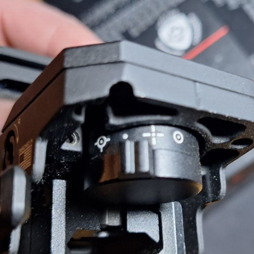 Image 3 - Sightmark duel color dot w/las